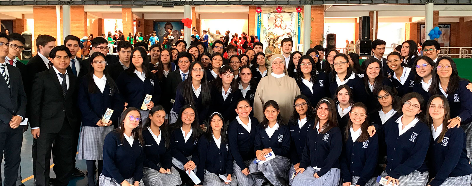 Alumnos en Montesclaros