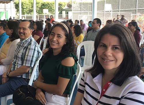 Padres de familia en Montesclaros